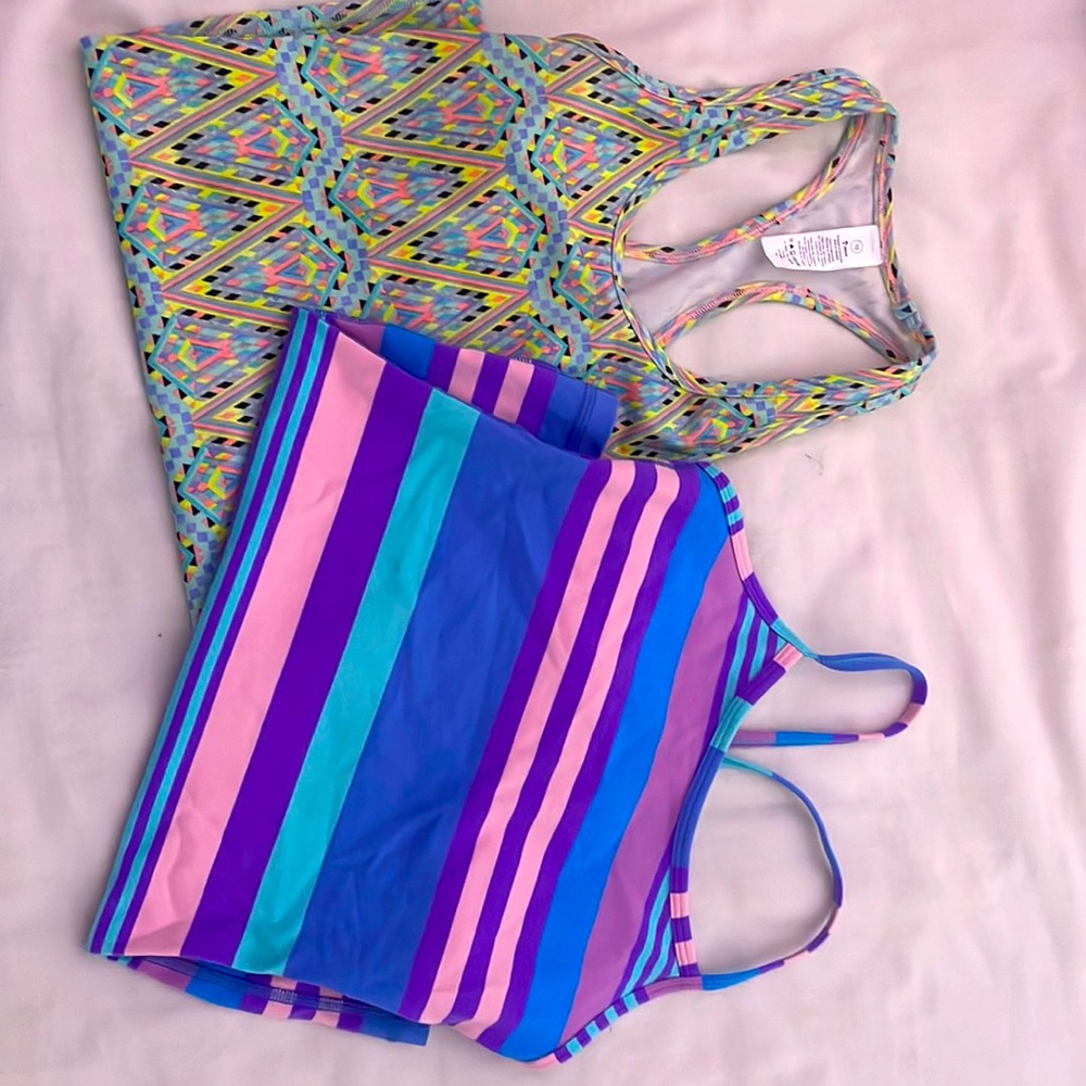 Ivivva Tank Tops